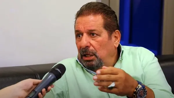 1596018584077.jpg Erman Toroğlu'ndan o isimlere sert eleştiri: Mart kedisi gibiler...-2