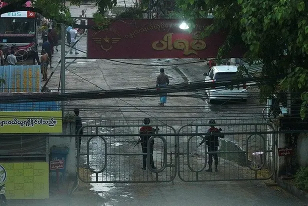 SON DAKİKA: Myanmar'da ordu kiliseleri bastı! Kanlı darbede can kayıpları 581'e yükseldi-2