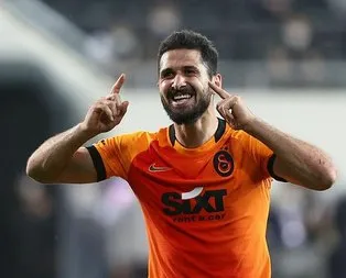 Emre Akbaba kendini aştı!