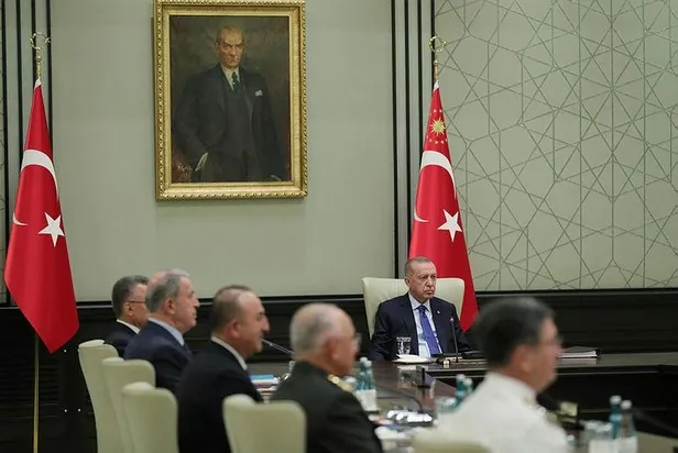 milli-guvenlik-kurulu-baskan-recep-tayyip-erdogan-liderliginde-toplaniyor-1637802670692.jpeg Başkan Recep Tayyip Erdoğan liderliğindeki Milli Güvenlik Kurulu sona erdi! Ekonomi vurgusu...-2