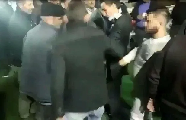 Hırsızlık anı düğün kamerasında! Antalya'da düğünde damadın cebinden böyle para çaldı-1