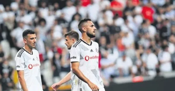 Oğuzhan Özyakup sakatlandı!