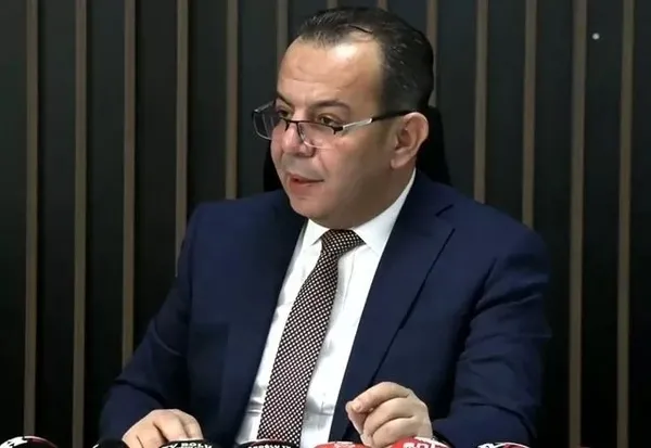 bay-kemale-bir-rakip-daha-ekrem-mansur-derken-tanju-ozcan-da-rest-cekti-6li-masaya-mektup-gonderdi-1674209949234.jpg Bay Kemal'e bir rakip daha: Ekrem, Mansur derken Tanju Özcan da rest çekti! 6'lı masaya mektup gönderdi-3