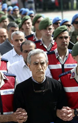 FETÖ’nün terfi oyununa neşter