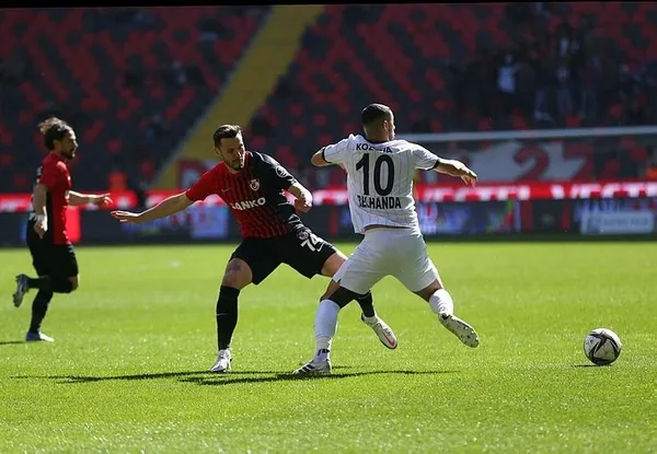 canli-gaziantep-fk-0-adana-demirspor-3-mac-sonucu-1645360855568.jpg Gaziantep FK 0 - Adana Demirspor 3 MAÇ SONUCU-2