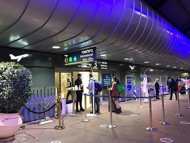 Son dakika: Terör devleti İsrail'den büyük rezillik! Sivasspor kafilesi havalimanında alıkonuldu-4