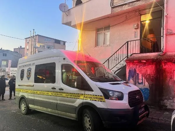 atasehirde-kan-donduran-olay-cekyatin-icinden-yanmis-kadin-cesedi-cikti-1675270717974.jpeg Ataşehir'de kan donduran olay! Çekyatın içinden yanmış kadın cesedi çıktı-3