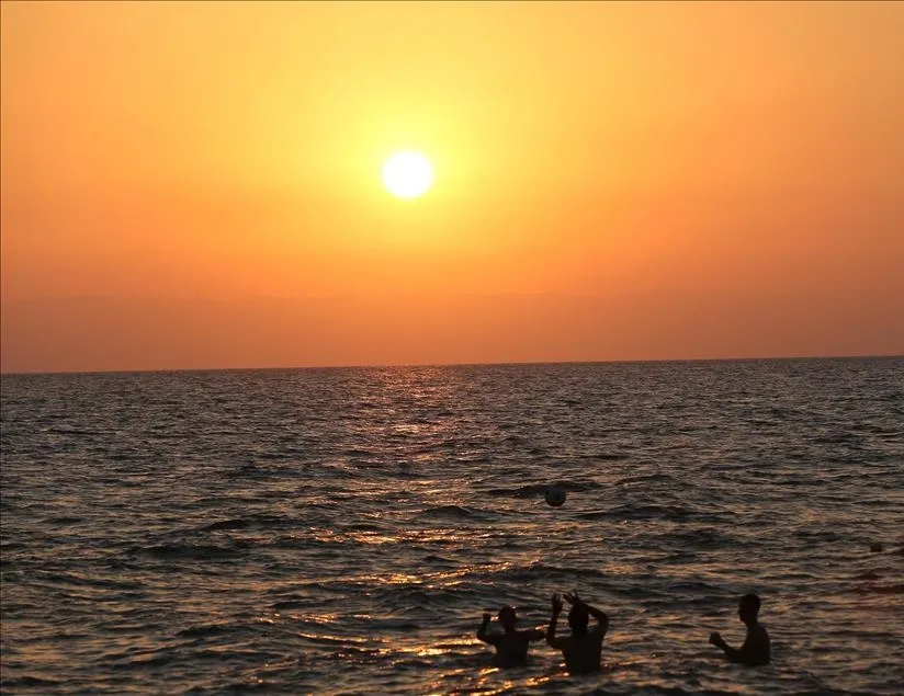 Sıcakta çocuklara dikkat!