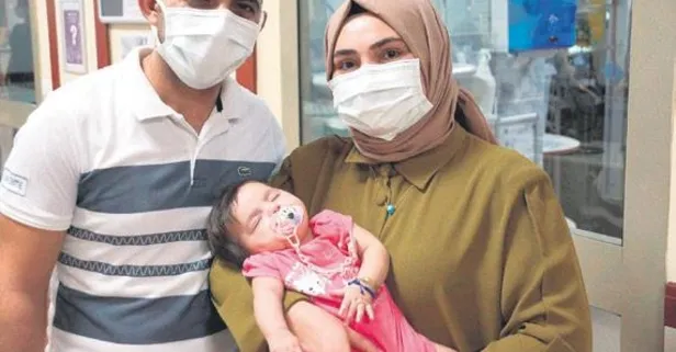 Anne karnında 5 kez kan nakli yapılanCeylan Eva bebek hayata sarıldı