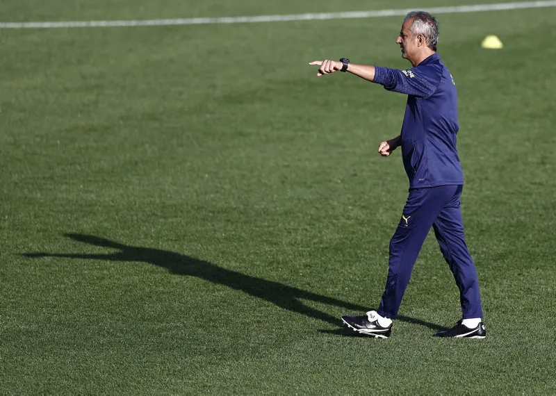 Fenerbahçe'de son gün 3 ayrılık birden! İşte yeni takımları - 5