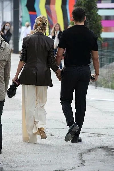 hadise-bir-deri-bir-kemik-kaldi-son-paylasimini-gorenler-mehmet-dincerler-ile-dugunune-hazirlaniyor-dedirtti-1645642279001.jpeg Hadise bir deri bir kemik kaldı! Son paylaşımını görenler "Mehmet Dinçerler ile düğününe hazırlanıyor" dedirtti!-9