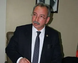 CHP’li vekil vatandaşa silah çekti