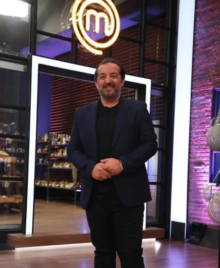 Masterchef Mehmet Yalçınkaya'nın başına felaket çöktü Masterchef'e sirayet edebilir! Mehmet Şef doğruca evine dönecek-3