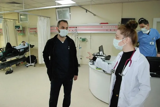 Bartın Devlet Hastanesi’nde doktorlara akılalmaz saldırı! 'Sizi burada delik deşik ederim'-4