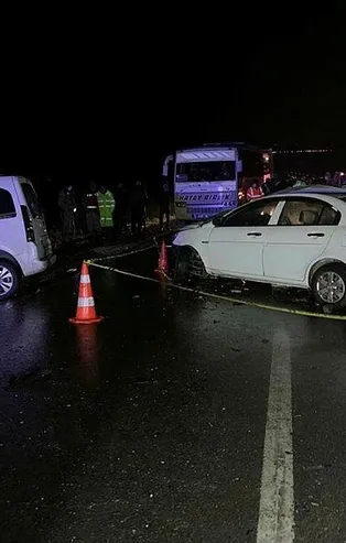 Gaziantep'te feci kaza! 2 ölü 10 yaralı