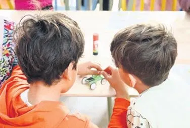 Hatay’daki çocuklara eğitici atölyeler