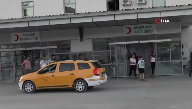 Tunceli'de feci kaza! Anne-baba-oğul öldü