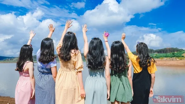 Türki'ye De 8 Mart Dünya Kadınlar Günü Ne Zaman Kutlandı? ↪ Türkiye'de 8 Mart Dünya Kadınlar Günü, İlk Kez 1921 Yılında "Emekçi Kadınlar Günü" Adıyla Anılmaya...