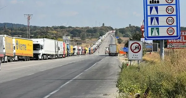 Son dakika: Ticaret Bakanlığı açıkladı! Gümrük kapılarından bayram boyunca 1 milyonu aşkın yolcu geçti-2