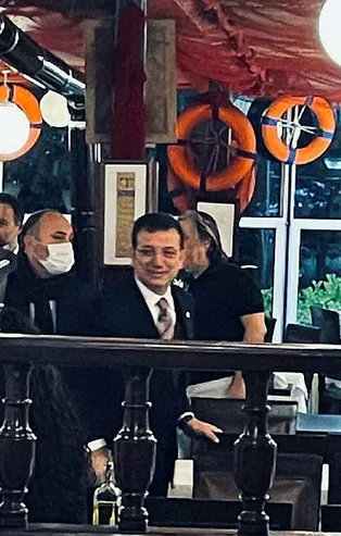 Takvim.com.tr Ekrem İmamoğlu - Dominick Chilcott'un balıkçı buluşmasıyla ilgili bomba detayı açıklıyor! Her anlamda "sır" görüşme