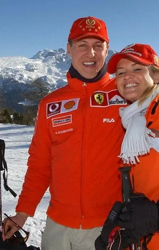 Michael Schumacher uyandı