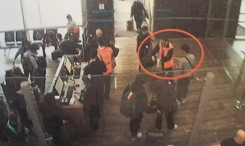 unlu-havayolu-sirketinde-buyuk-skandal-yolcular-esyalarini-caldilar-1720592992019.jpeg Ünlü havayolu şirketinde büyük skandal: Yolcuların eşyalarını çaldılar-7