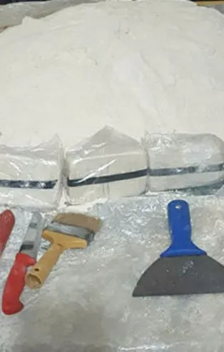 Hakkari'de zehir tacirlerine ağır darbe! 30 kilo eroin ele geçirildi