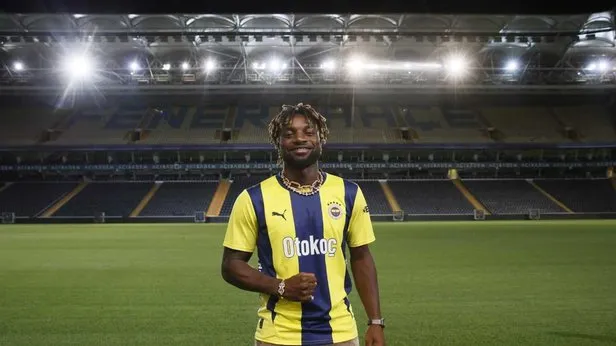 Saint-Maximin, Fenerbahçeden ayrılmaya hazırlanıyor!