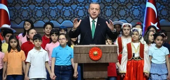 Dünya Uluslararası Pediatri Kurumu, mülteci çocuklara yönelik hizmetlerinden dolayı Cumhurbaşkanı Recep Tayyip Erdoğan'a 