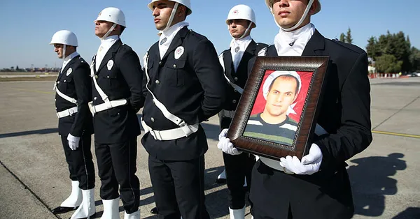 İstiklal Caddesi’ndeki patlamada hayatını kaybeden minik Ecrin ve babası Yusuf Meydan’a acı veda!