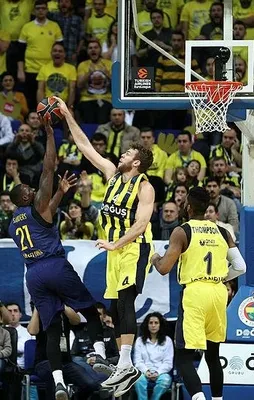Fener barçaladı