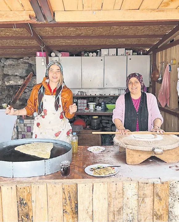 atvnin-sevilen-dizisi-hakim-ucuncu-bolumuyle-nefesleri-kesti-1650396542950.jpg ATV’nin sevilen dizisi Hakim üçüncü bölümüyle nefesleri kesti-13