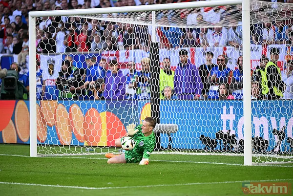 EURO 2024’te hile skandalı! Dünya İngiltere kalecisi Jordon Pickford’un o fotoğrafını konuşuyor: İsviçre zaferinde gizli silah - 3