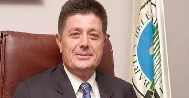 CHP'de skandallar bitmek bilmiyor! CHP'li Rıza Yalçınkaya tartıştığı kişiye önce bardak fırlattı sonra saldırdı