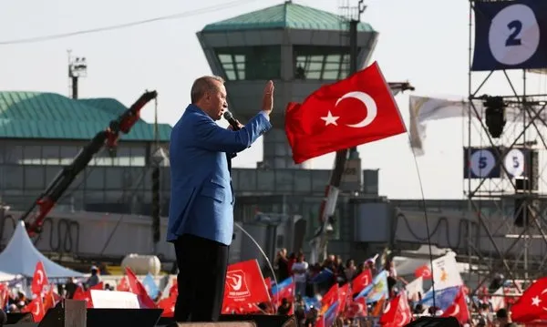 kuresel-ceteye-diz-cokturen-irade-buyuk-istanbul-mitingi-yuzlerini-dusurdu-1683522896593.jpg