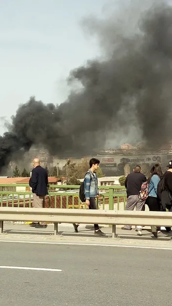 Haydarpaşa Garı'ndaki vagonlarda yangın-2