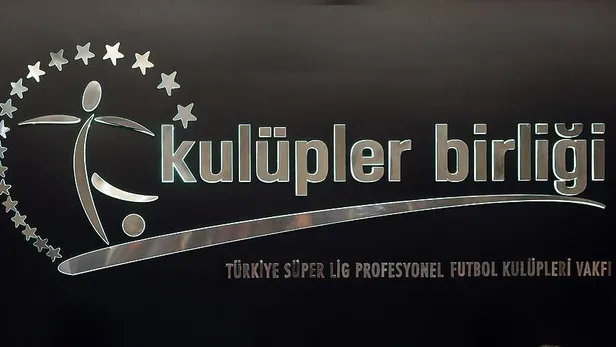 kulupler-birligi-vakfi-baskani-ahmet-agaoglu-acikladi-super-lig-kuluplerinden-hakemlerle-ilgili-konusmama-karari-1637772433678.jpeg Kulüpler Birliği Vakfı Başkanı Ahmet Ağaoğlu açıkladı! Süper Lig kulüplerinden hakemlerle ilgili konuşmama kararı-4