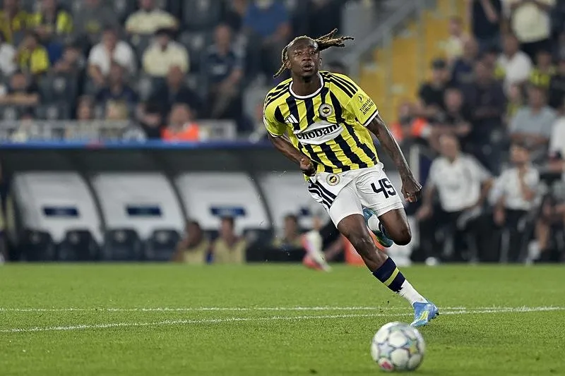 fenerbahcede-nene-formadan-uzak-kaldi-gecen-sezonun-yildiziydi-ismail-kartal-kulubede-unuttu-1789540300369.jpeg Geçen sezonun yıldızıydı! İsmail Kartal kulübede unuttu-5