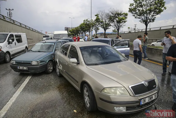 SON DAKİKA: Ankara'da sel can aldı! Ev ve iş yerlerini su bastı yollar göle döndü - 13
