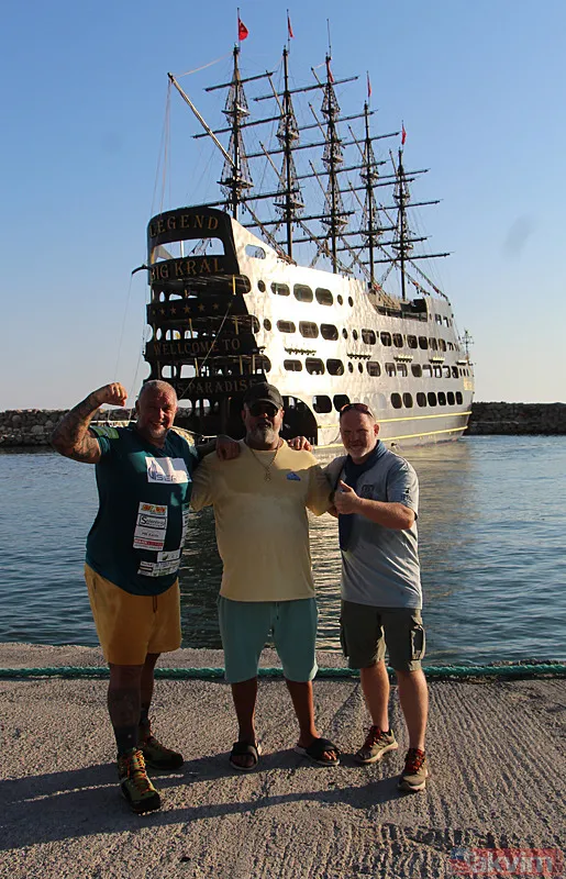 Gören 'yok artık' diyor! | Ünlü rekortmenden Antalya'da yepyeni rekor: 1300 tonluk gemiyi böyle çekti - 5