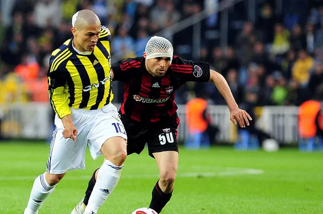 Hürriyet Gücer 36 yaşında futbolu bıraktı