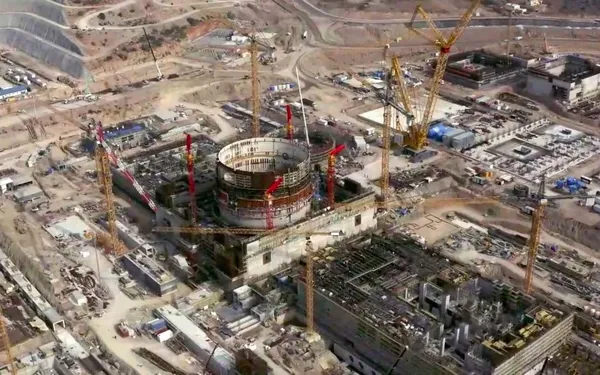 akkuyuda-4-nukleer-guc-santralinde-de-calismalar-ayni-anda-devam-ediyor-2-yil-sonra-turkiyenin-enerji-cenneti-olacak-1638194433586.jpg