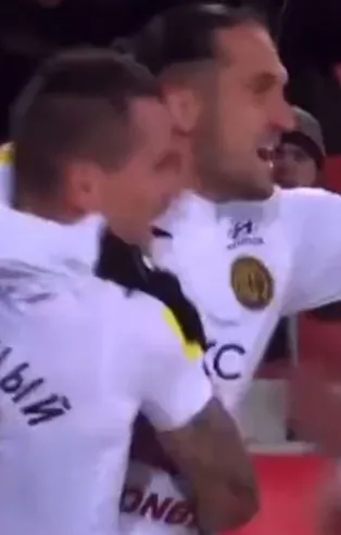 Yusuf Yazıcı rüzgarı! İlk maçında affetmedi...