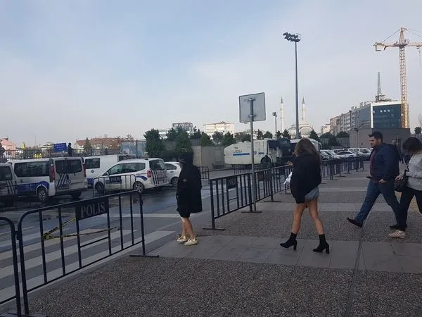 Ünlü oyuncu Feyza Civelek gözaltına alındı!-4