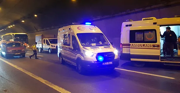 Kocaeli TEM Otoyolu'nda zincirleme kaza: 14 yaralı