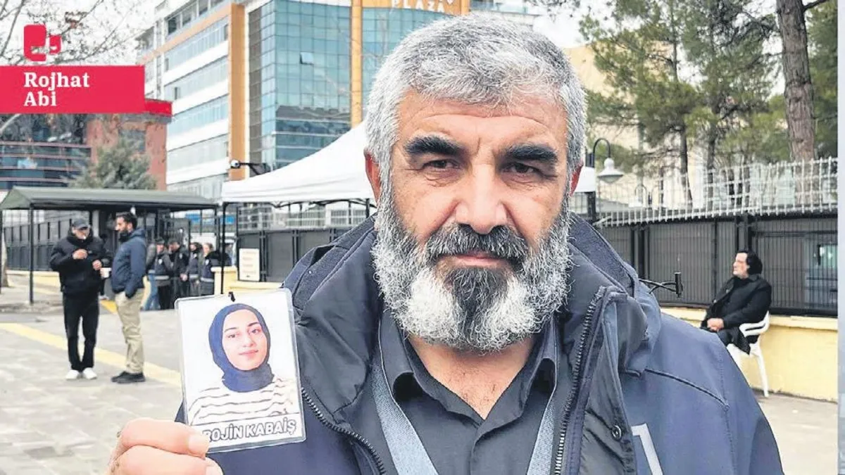 Baba 4 ayda çöktü | Babadan çağrı: Rojin Kabaiş'in ölümündeki şüpheler hala aydınlatılamadı!