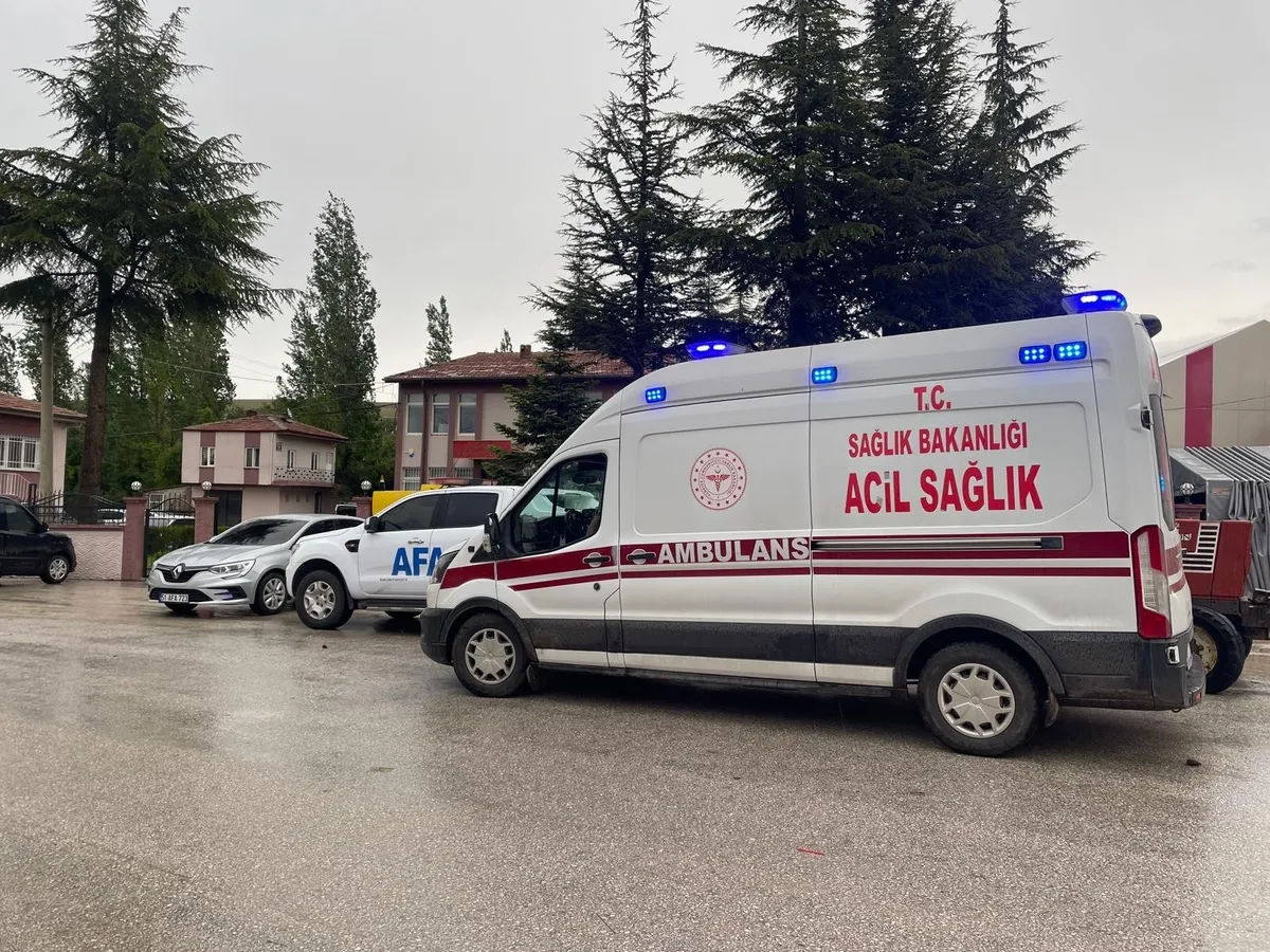 1780770079444.jpeg Niğde'de aniden bastıran sağanak sele dönüştü: 1 kişi hayatını kaybetti-4