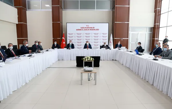son-dakika-18-yas-ustu-asi-ne-zaman-saglik-bakani-fahrettin-koca-yazin-18-yas-ustunu-asilamak-istiyoruz-1620051378445.jpg SON DAKİKA: 18 yaş üstü aşı ne zaman? Sağlık Bakanı Fahrettin Koca: Yazın 18 yaş üstünü aşılamak istiyoruz-2