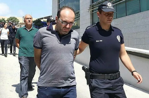 FETÖ'nün 'Belediyeler İmamı' Erkan Karaarslan ile CHP yine elele!