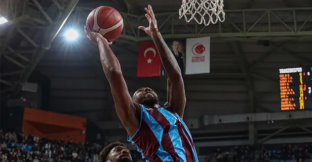 Derbide dev fark! Trabzonspor - Fenerbahçe Beko: 99-73 | MAÇ SONUCU